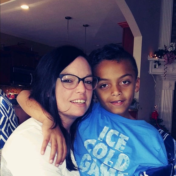 Meet your Posher, Heather - Picture 1 of 1